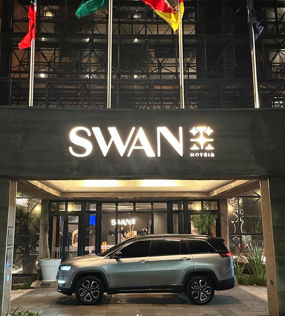Fachada do Hotel Swan em Porto Alegre